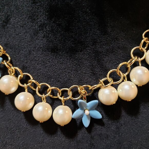 Ann Taylor Womens Gold Tone Faux Pearls Flower Charms Necklace with Hook & Eye - Picture 3 of 8